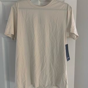 Lululemon Fundamental T Large